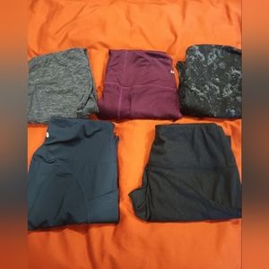 Bundle of M-L ankle length leggings with pockets. All fit Size 6-8 M-L